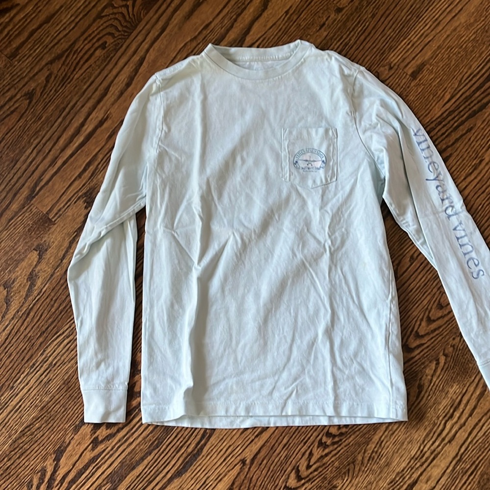 Boys Vineyard Vines long sleeve tshirt